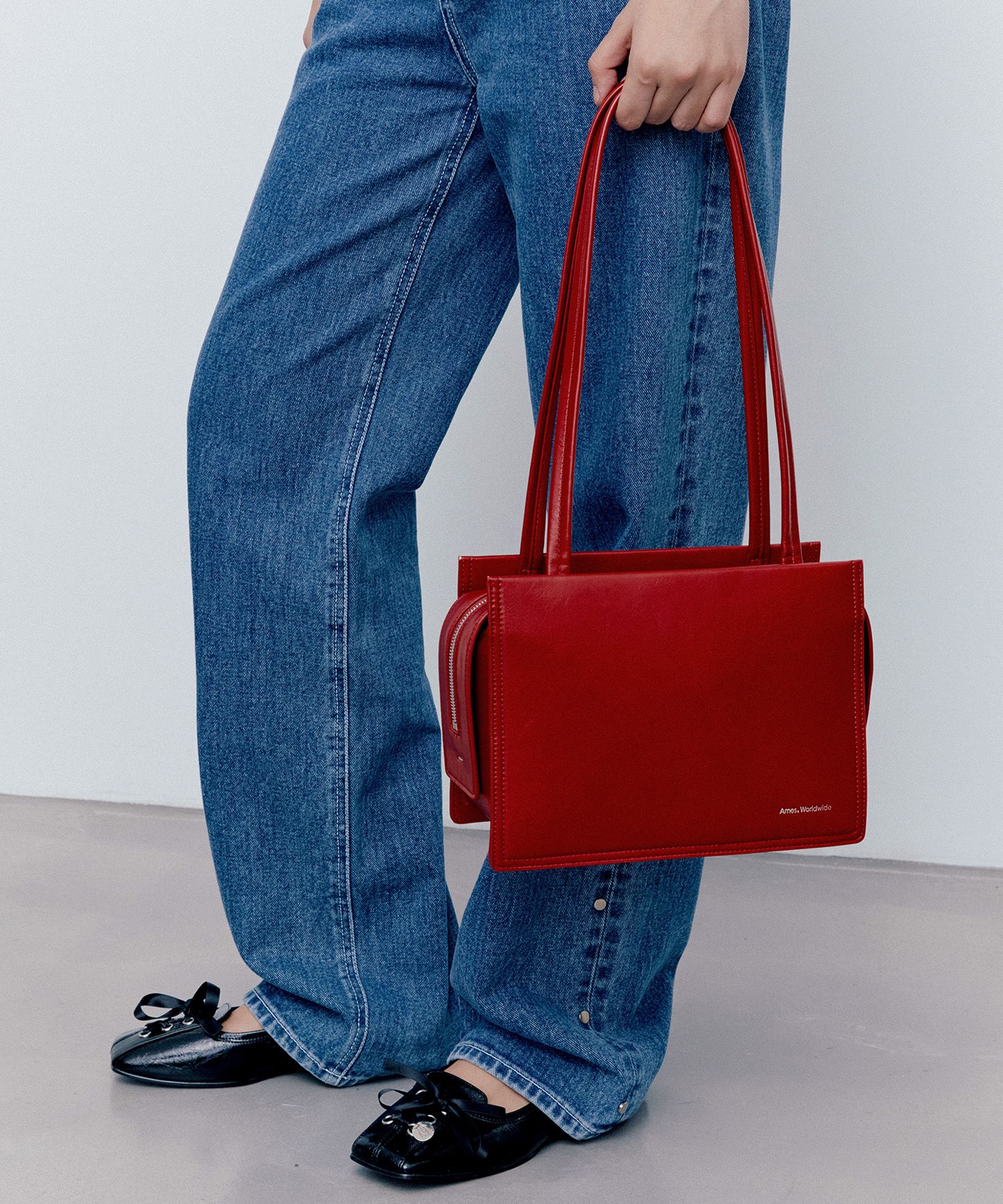★AMES-WORLDWIDE★SQUARE SHOULDER BAG RED★正規品/直送料込 MUSINSA公式 | AMES-WORLDWIDE SQUARE SHOULDER BAG RED