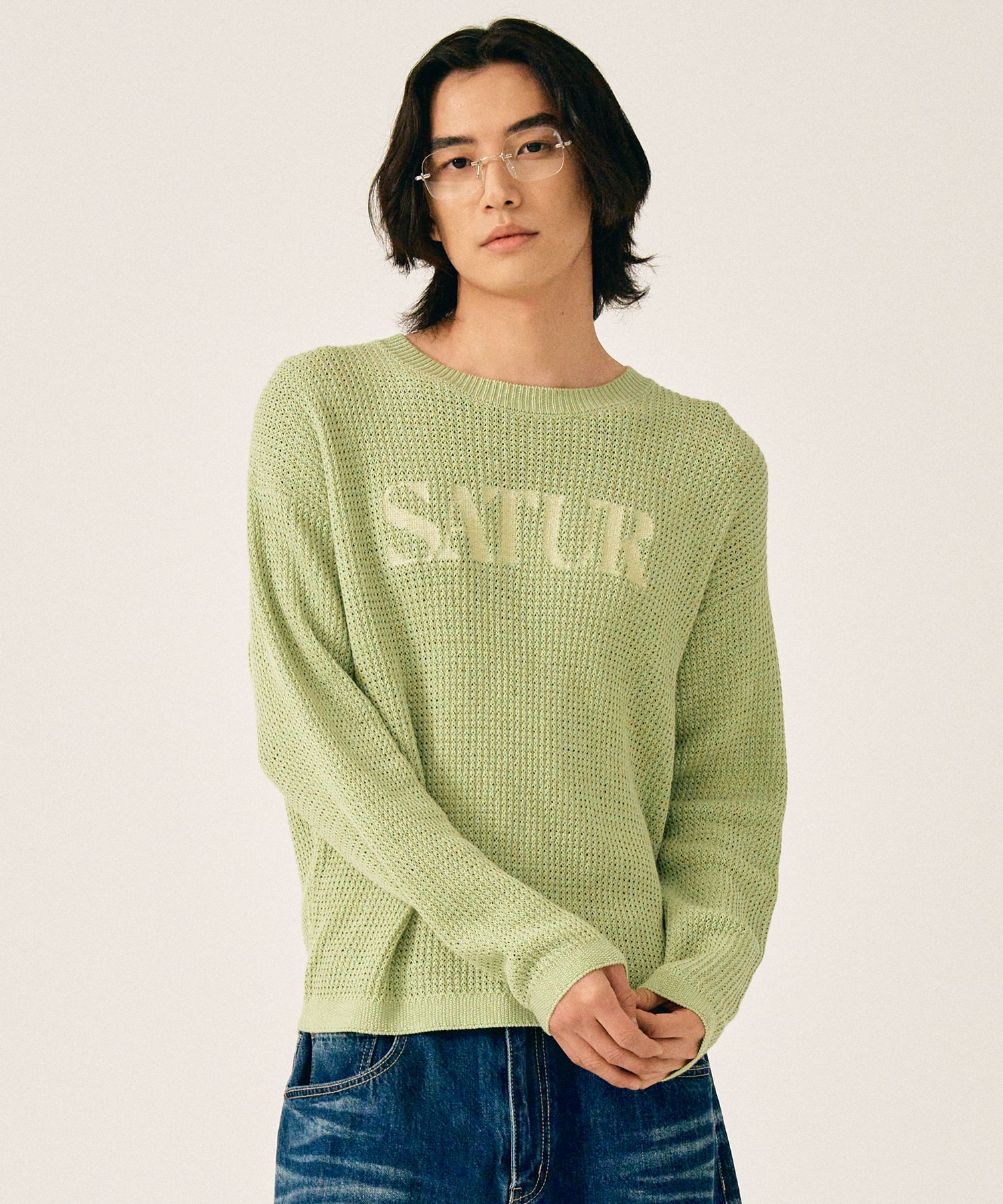 【SATUR】Logo Embroidery Crew Neck Knit★追跡送料込 Logo Embroidery Crew Neck Knit - 海外通販のBUYMA