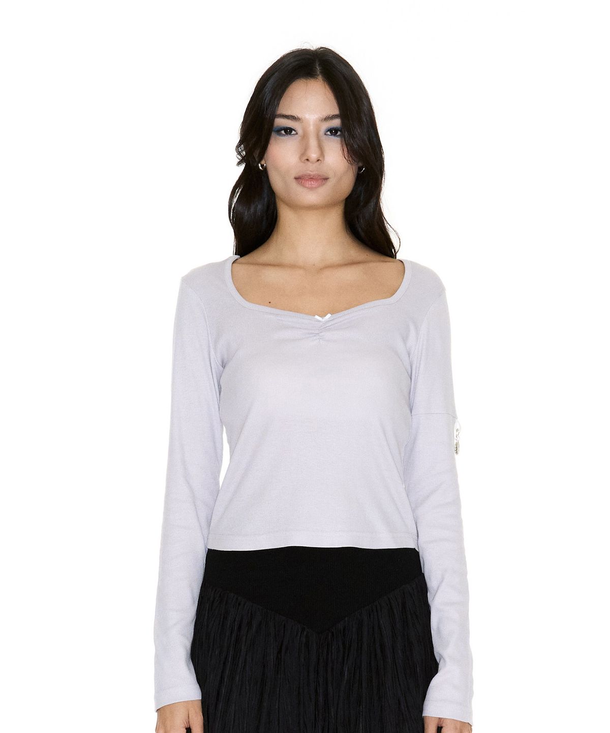 쎄쎄쎄(SETSETSET) HERAT NECK T-SHIRT WITH SEASHELL GREYSH LILAC