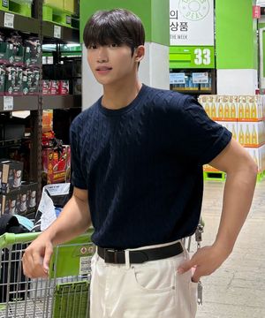 케이블 라운드 반팔 니트 - 3color