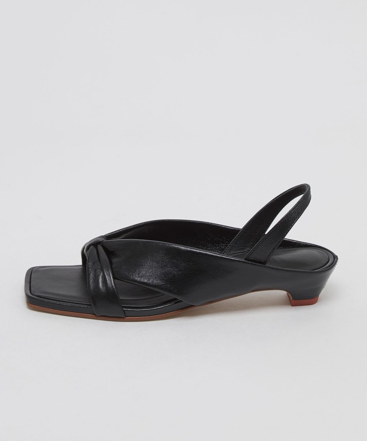 아카이브앱크(ARCHIVEPKE) epke curve pumps(Deep sleep)_OK2AM25001BLK