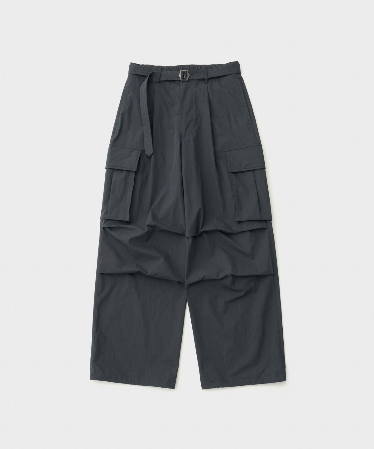 어나더 오피스(ANOTHER OFFICE) Parachute Belted Pants (Charcoal Navy)