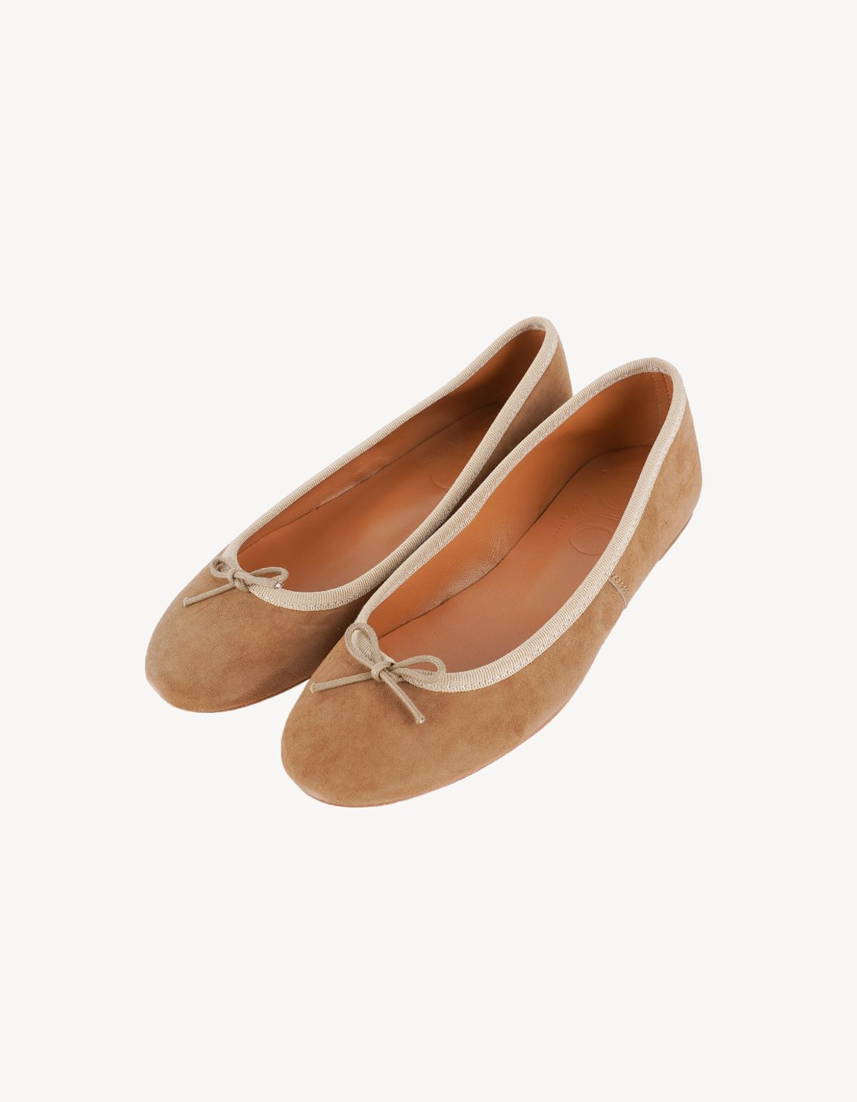 로로 발레리나(LOLOBALLERINA) 카프리 발레리나  Suede Falasco