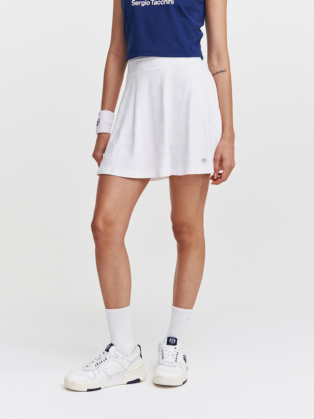 세르지오 타키니(SERGIO TACCHINI) W 데일리 모노그램 플레어 스커트 (White)
