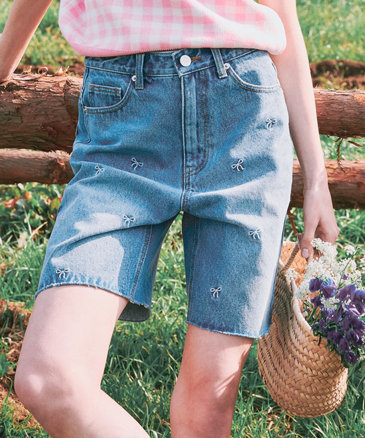 론론(RONRON) RIBBON PRINTED DENIM HALF PANTS LIGHT BLUE