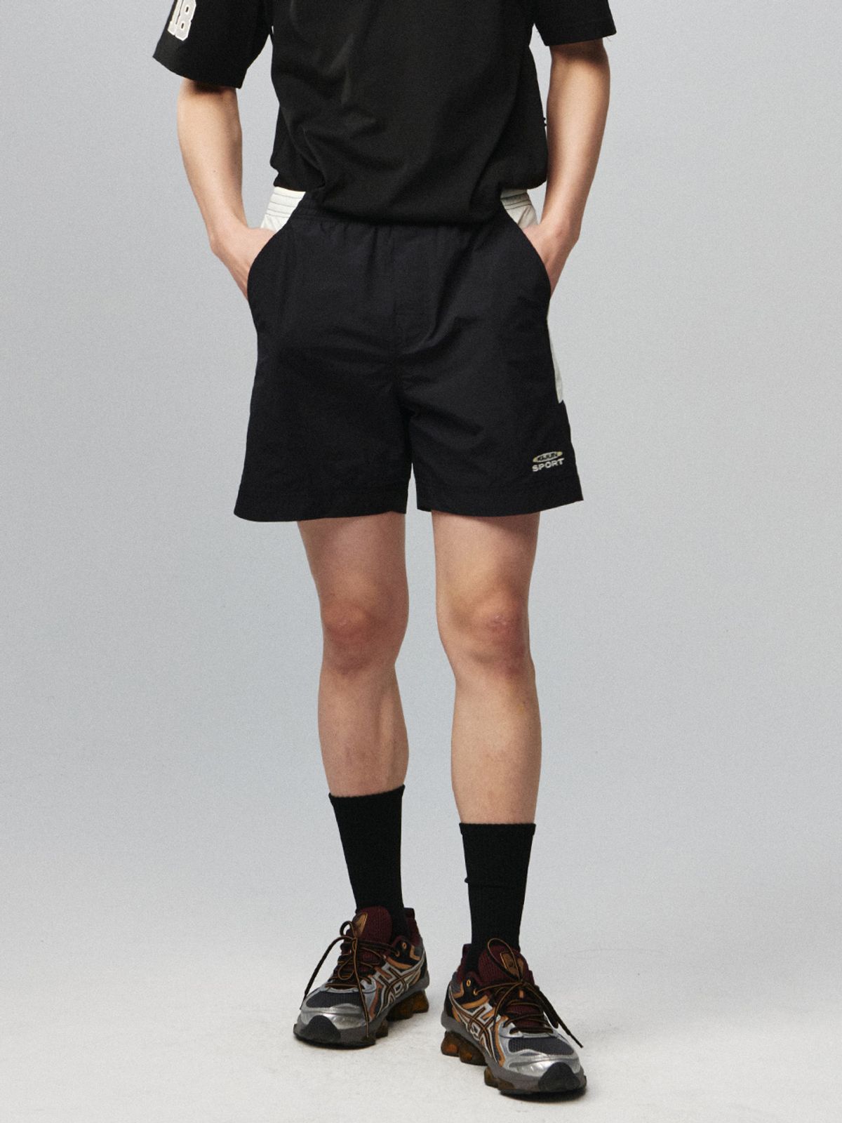 기준 맨(KIJUN MEN) Sports Shorts Black Ivory
