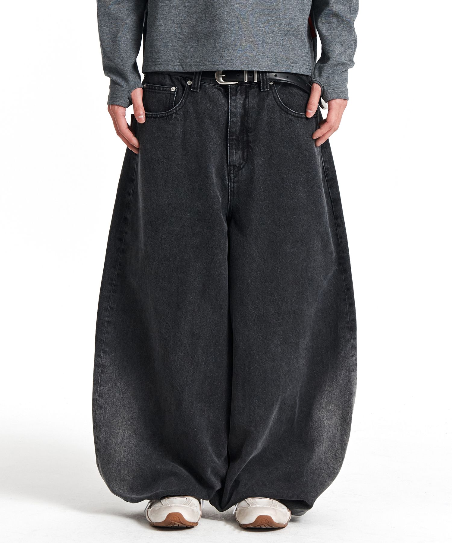 MUSINSA | KICHUL BALLOON FIT DENIM PANTS (WASHED BLACK)