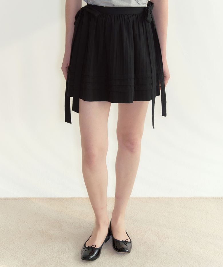Ribbon Mini Skirt (Black)