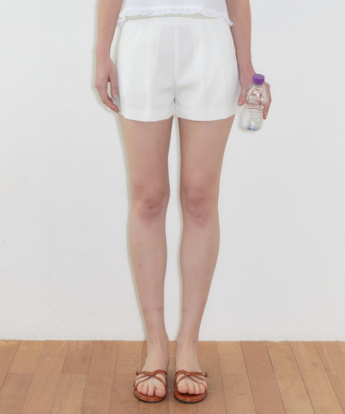 시눈(SINOON) Double Tuck Shorts (White)