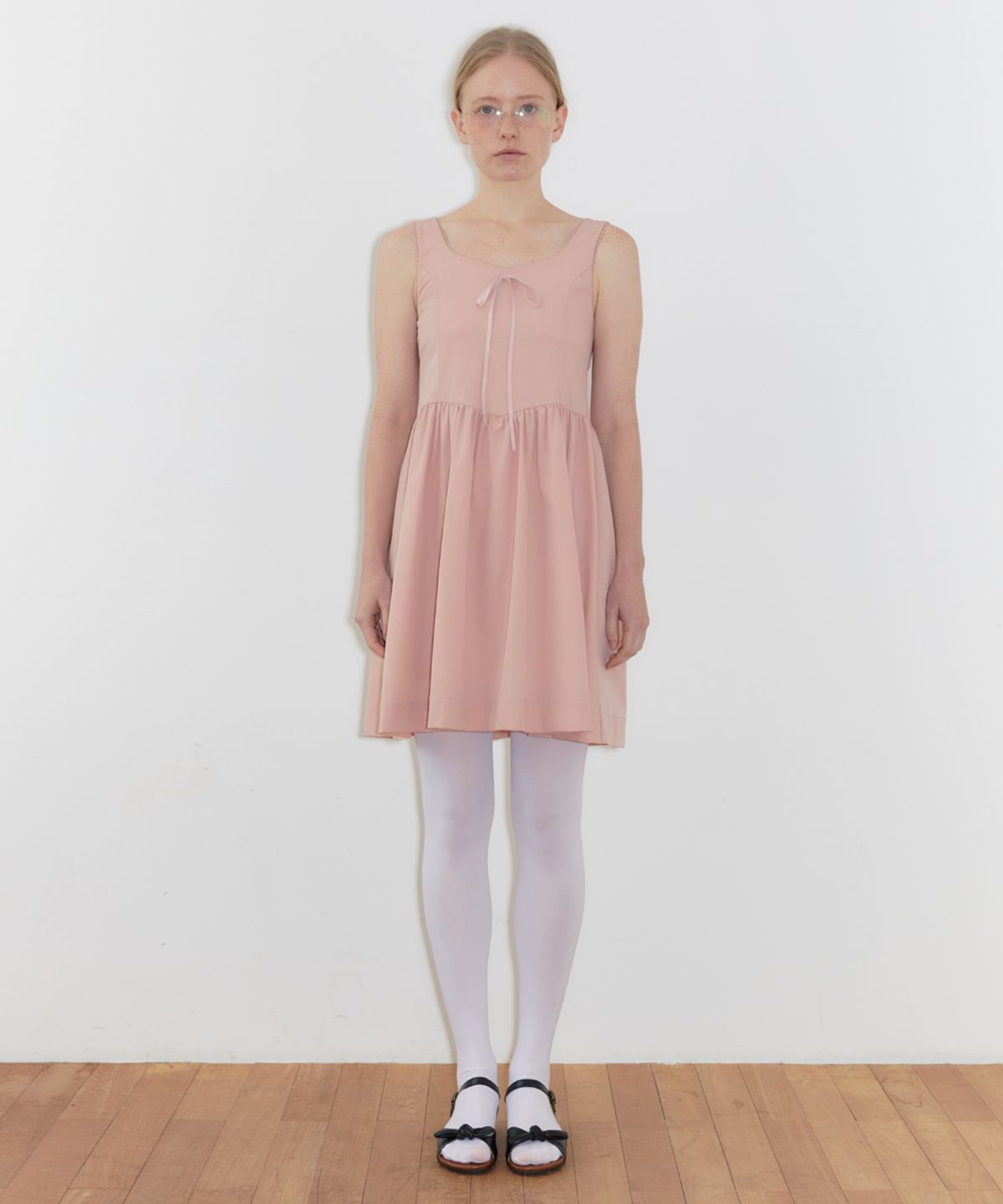 시눈(SINOON) Round Shirring Sleeveless Dress (Pink)
