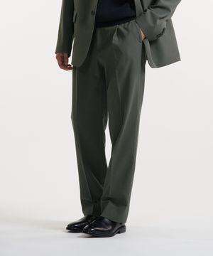 [세미와이드] 라이트웨이트 원 턱 슬랙스 (라이트카키)