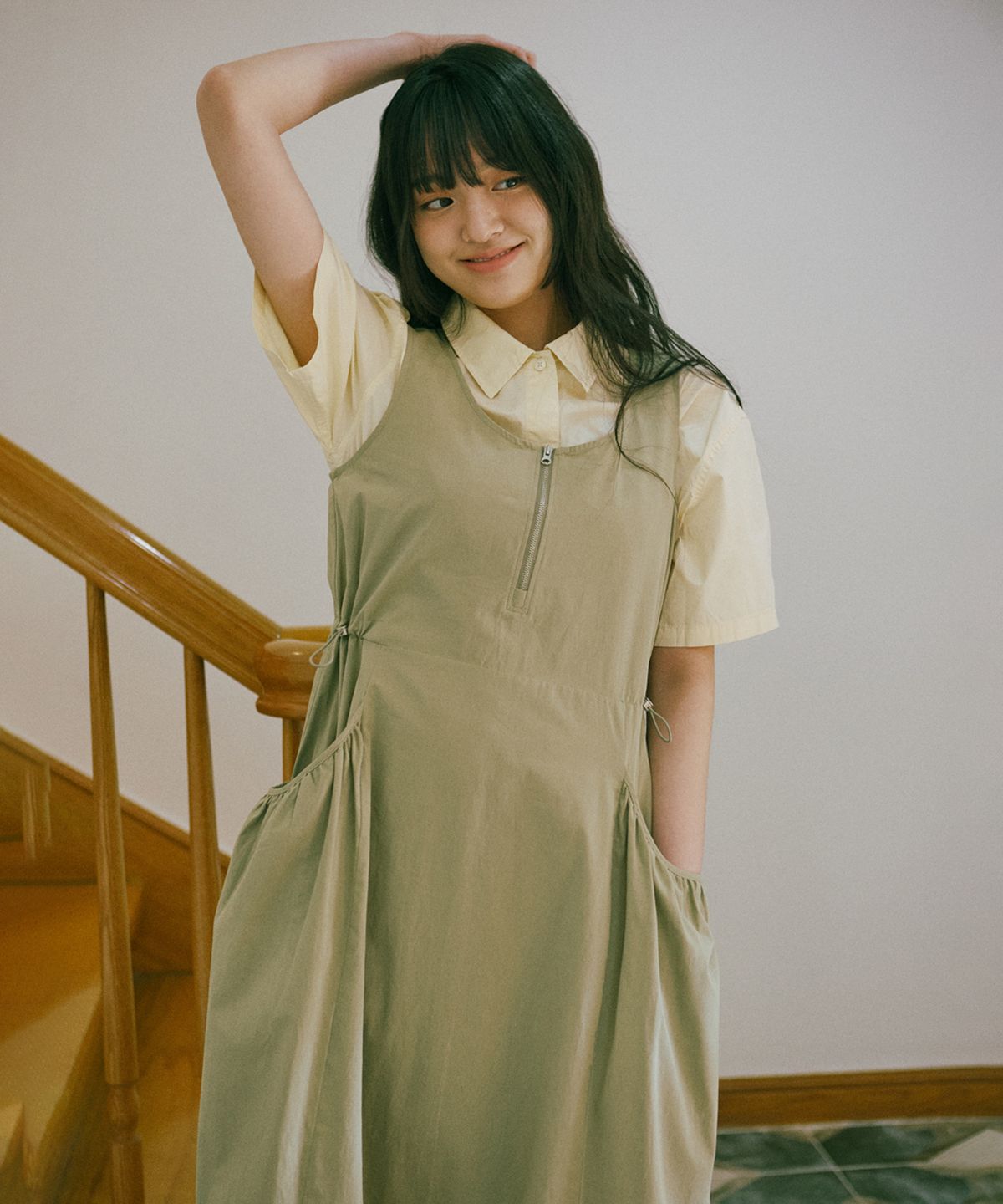 꼬모니노즈(COMONINOZ) W SCOOPNECK ONEPIECE [2 COLOR]