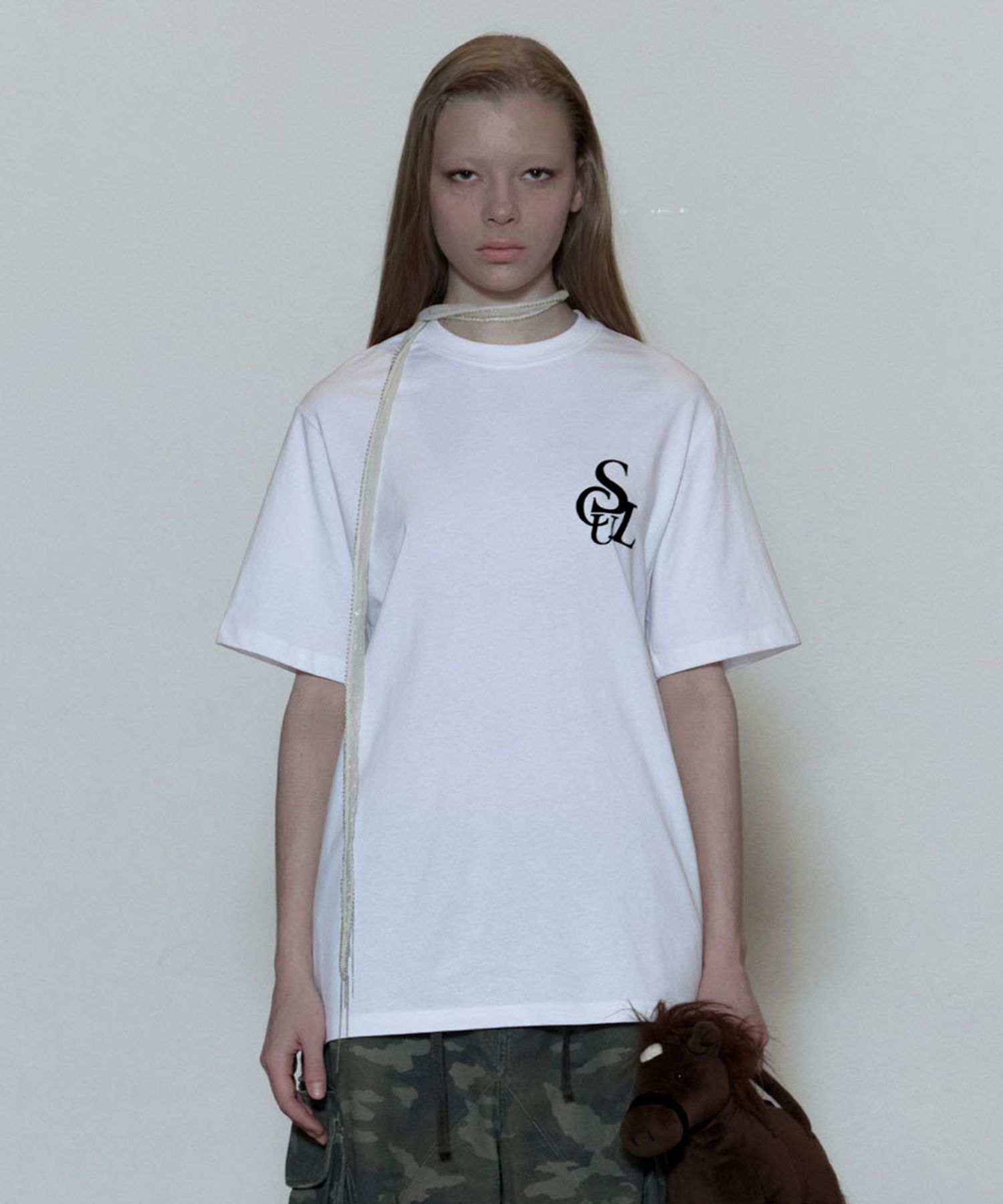 Sculptor Sculptor Flocking Symbol Logo Tee (White) (Creatrip)