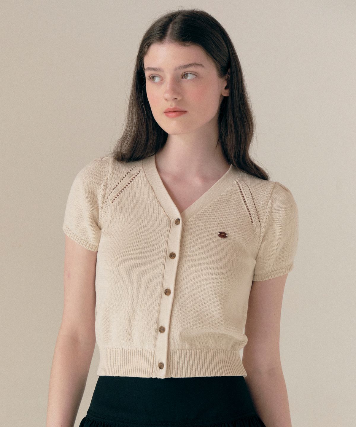 로라로라(ROLAROLA) V NECK HALF SLEEVE CARDIGAN IVORY