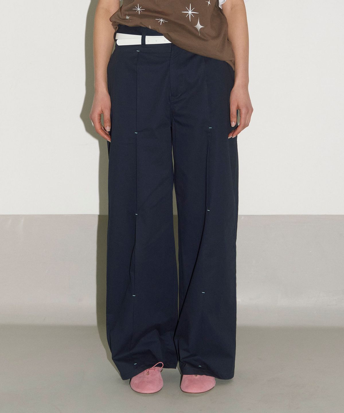 헤레틱(HERETIC) HERETIC PINTUCK COTTON PANTS / navy