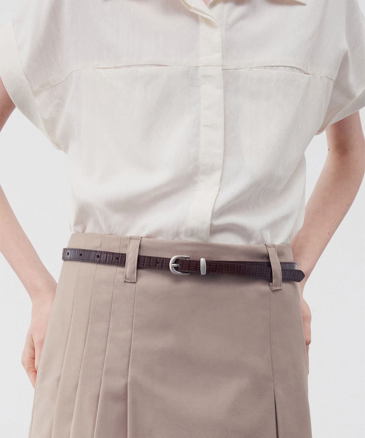 리이(RE RHEE) CRACKED-EFFECT LEATHER BELT BROWN