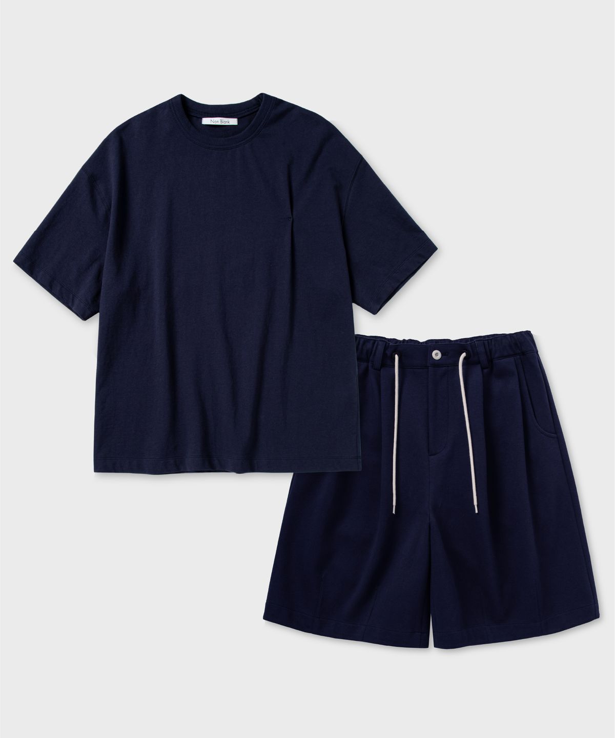 넌블랭크(NONBLANK) 플리츠 하프 셋업 세트_NAVY