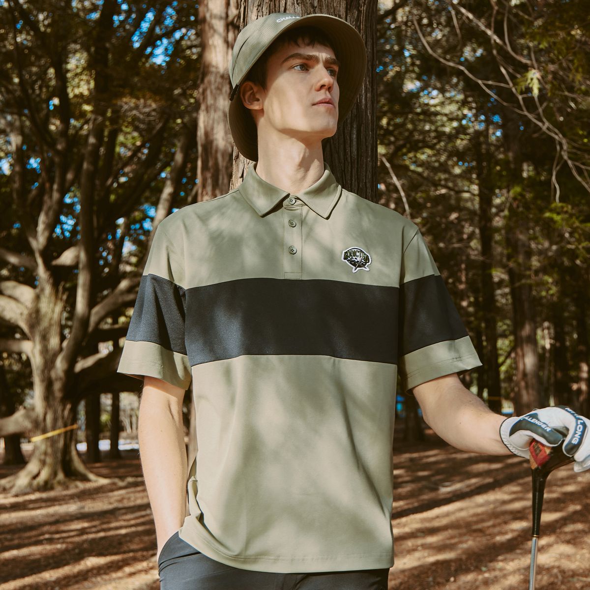 챌린저(CHALLENGER) 컬러블록킹 자수와펜 남성 카라 반팔티셔츠 카키