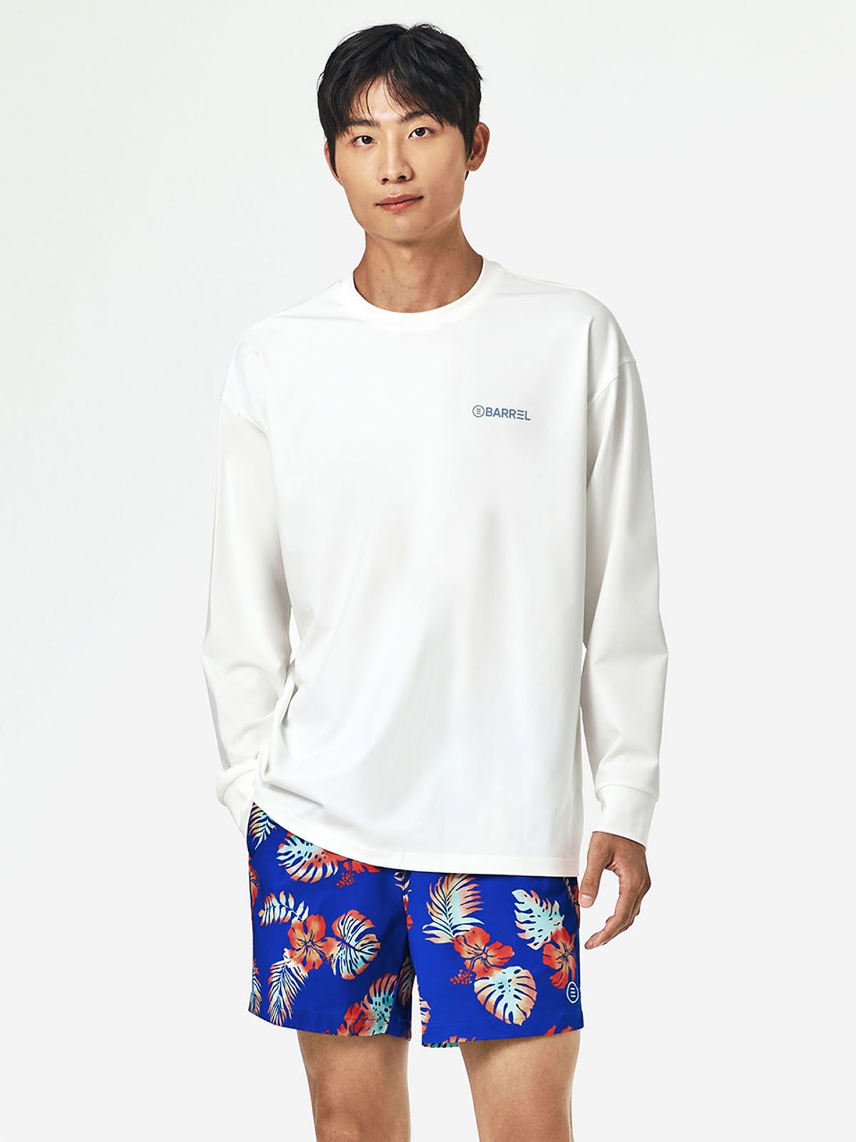 배럴(BARREL) 유니 선셋 루즈핏 래쉬가드 오프화이트 (B4SUWRG201OWT)