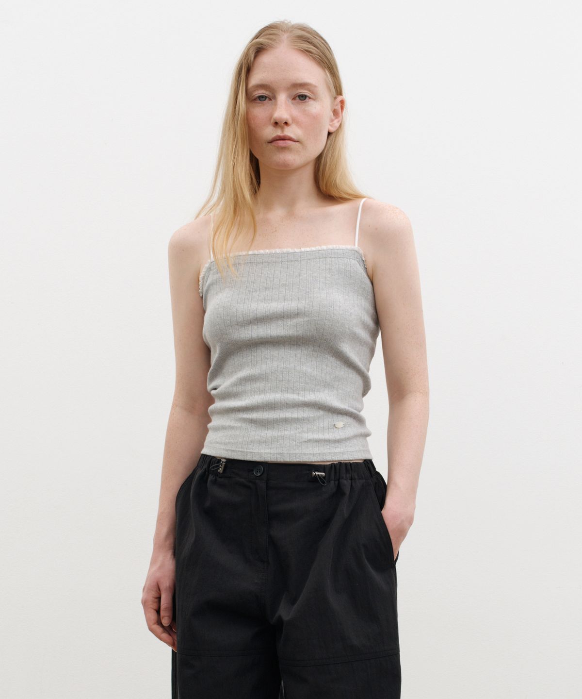 유라고(URAGO) Eyelet lace sleeveless