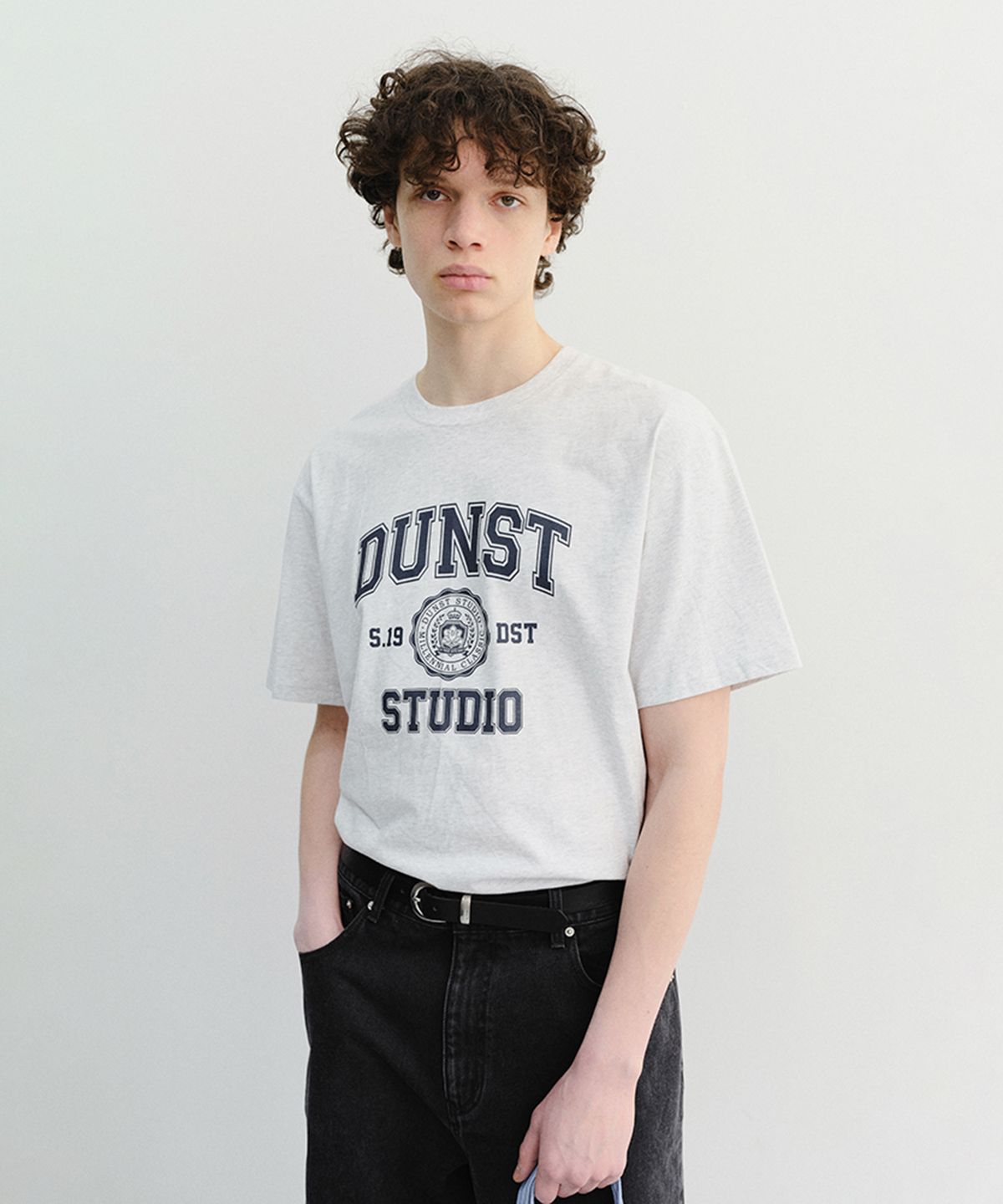 던스트 포 맨(DUNST FOR MEN) CLASSIC LOGO T-SHIRT_UNISEX_UDTS6B139_LIGHT MELANGE GREY
