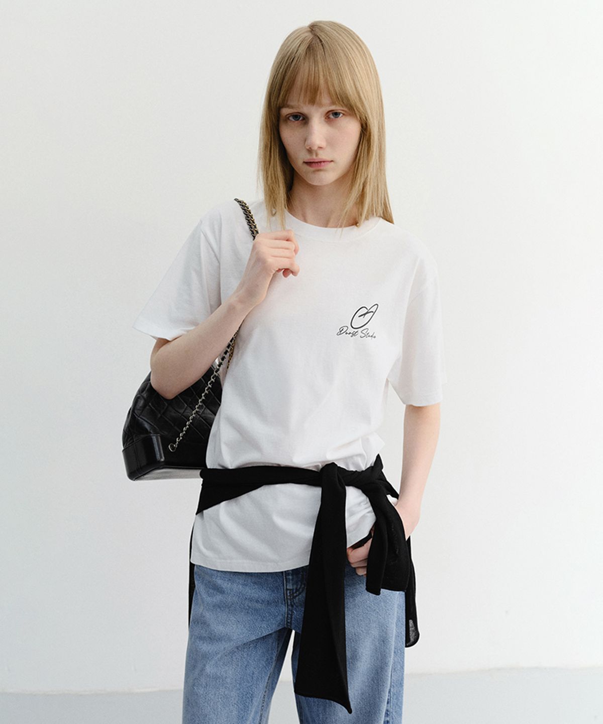 던스트(DUNST) UNISEX HEART D LOGO T-SHIRT_UDTS6B140_OFF WHITE