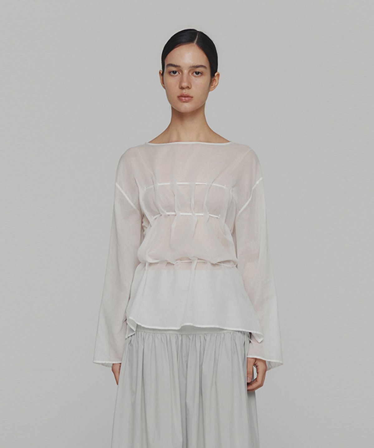 아모멘토(AMOMENTO) SHEER COTTON DRAWSTRING TOP_WHITE