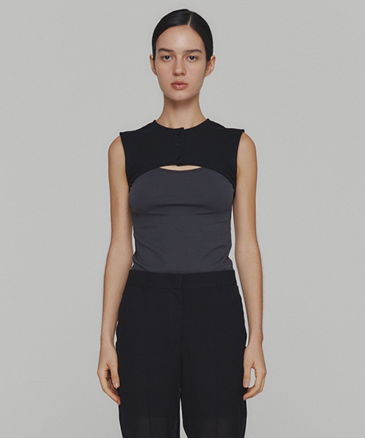 아모멘토(AMOMENTO) RIBBED SLEEVELESS TOP_CHARCOAL
