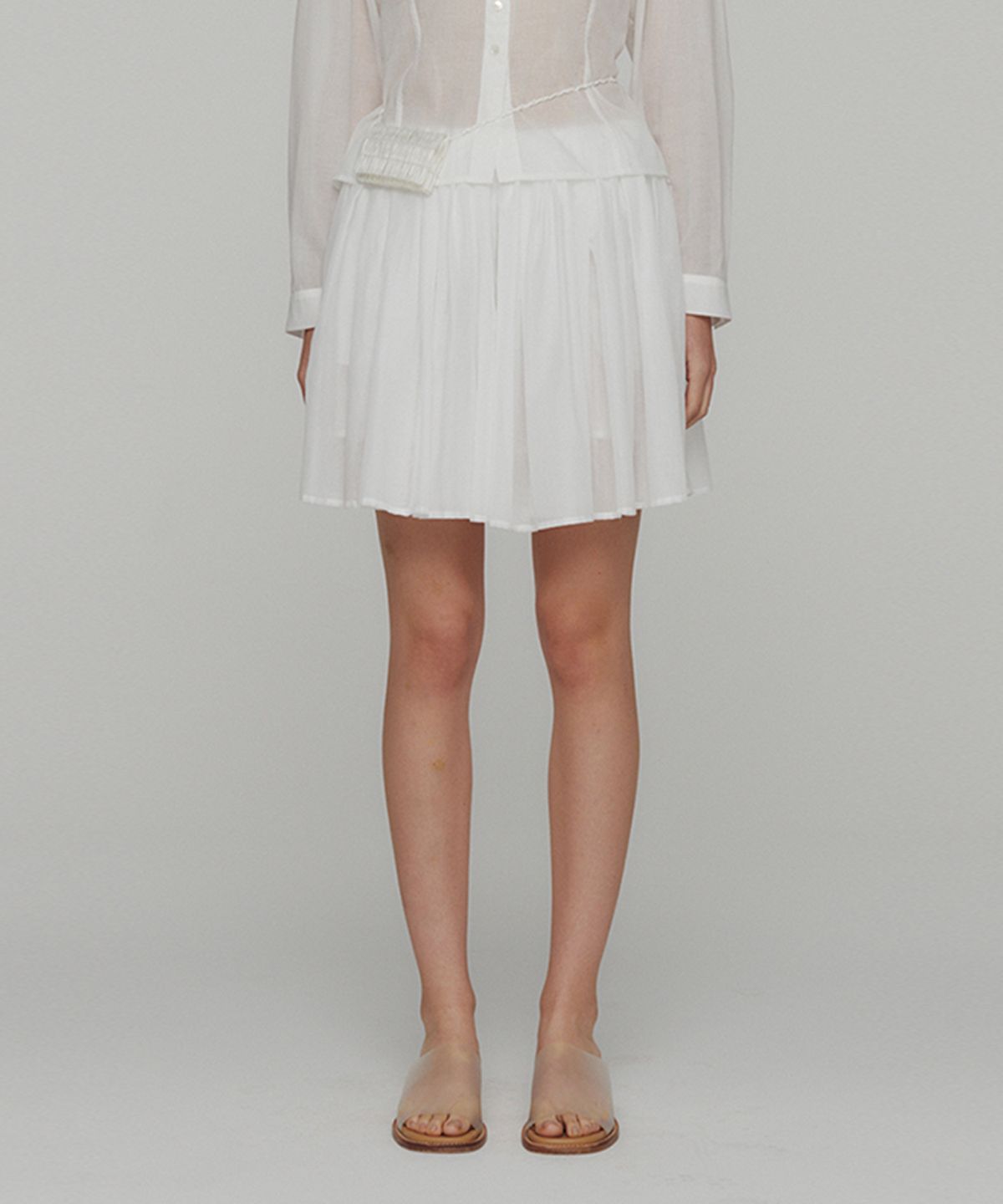 아모멘토(AMOMENTO) COTTON SHIRRING BANDING SKORTS_WHITE