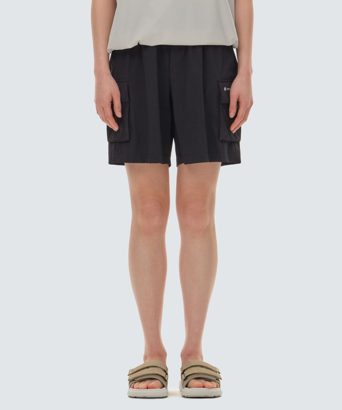 스노우피크 어패럴(SNOWPEAK APPAREL) 씬테크 우븐 카고 반바지 Black (S24MUSHP62)