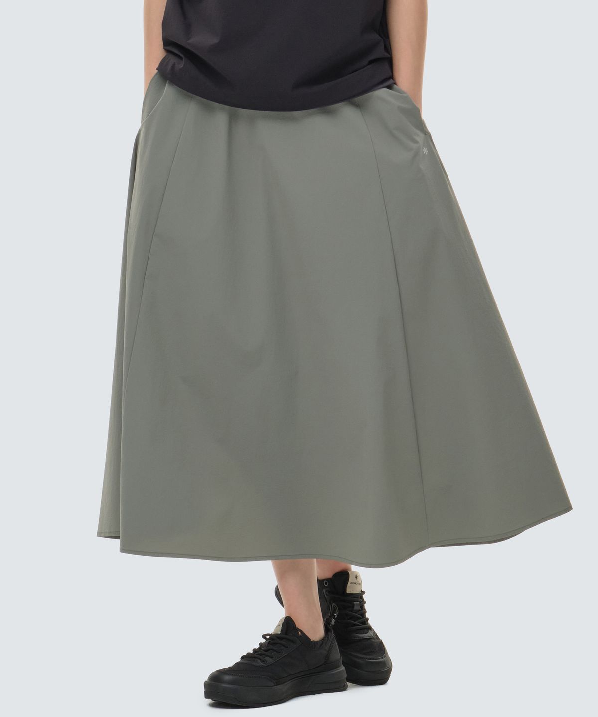 스노우피크 어패럴(SNOWPEAK APPAREL) 씬테크 여성 우븐 스커트 Light Khaki (S24MWSSK31)