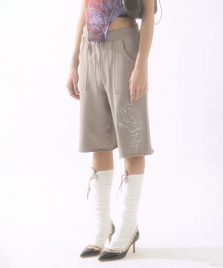 Glitter Applique Half Pants Moca