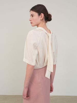 하이넥 백 타이 블라우스 NEW6XB311