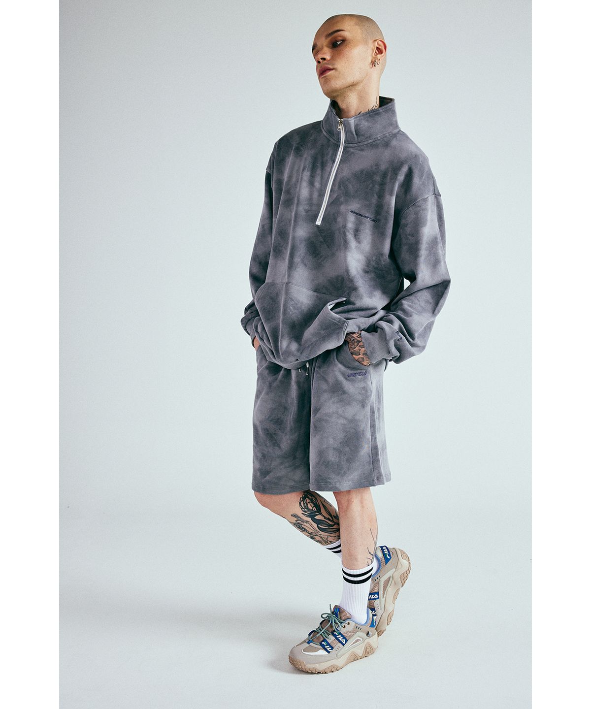 키네티클로(KINETICLO) 물나염 하프 팬츠(DARK GREY)