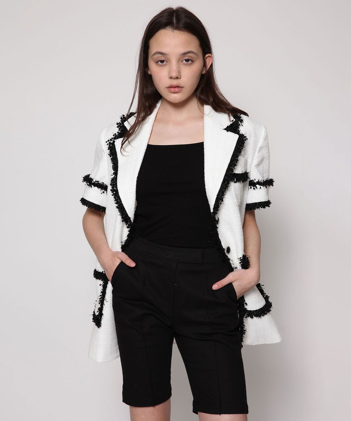 세컨드 아르무아(02ARMOIRE) Mattie Jacket _ White