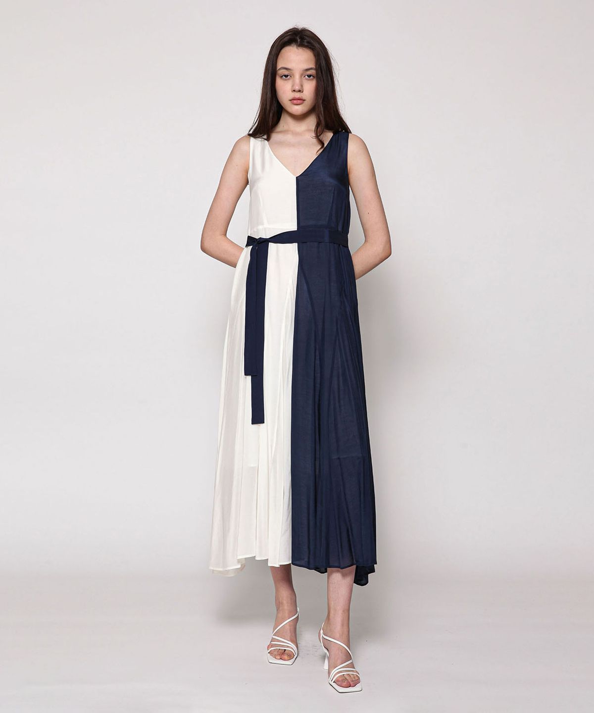 세컨드 아르무아(02ARMOIRE) Marah Dress _ Navy