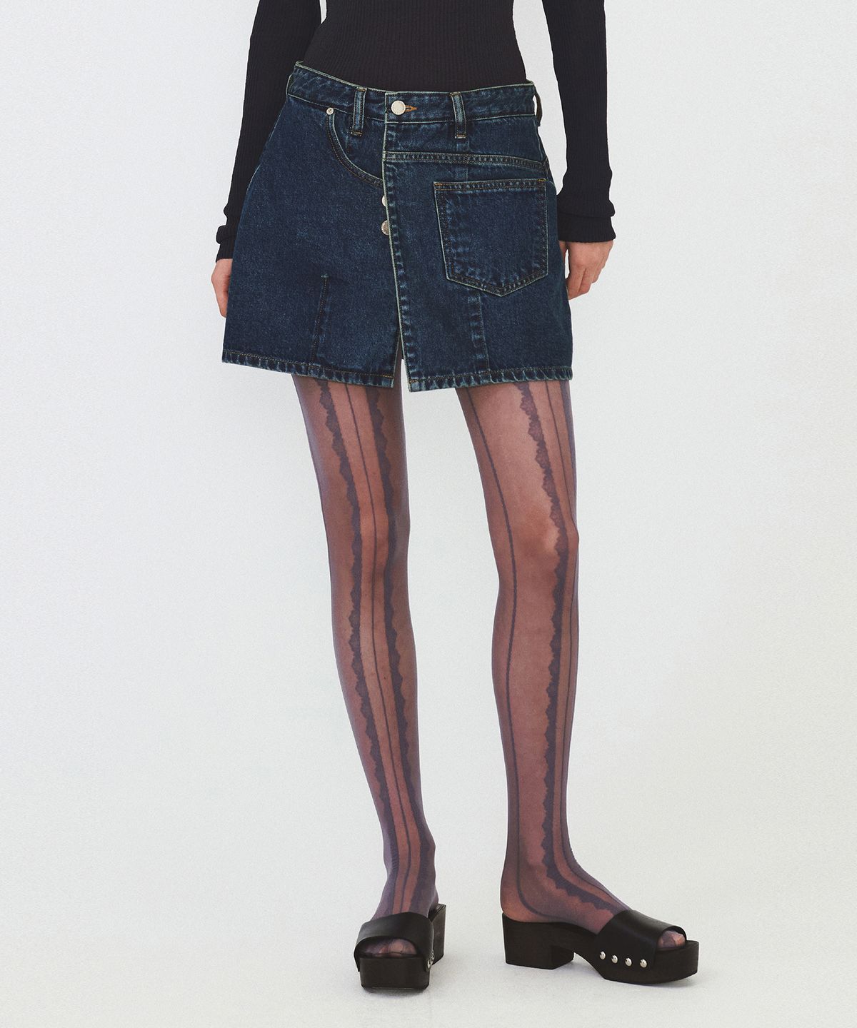 다이애그널(DIAGONAL) WRAP DENIM MINI SKIRT (blue)