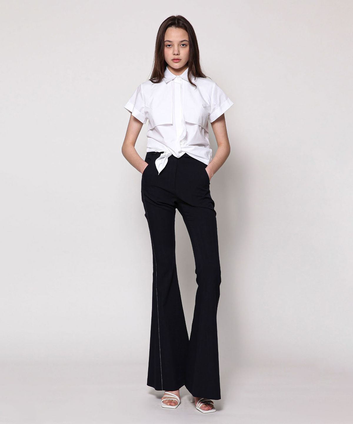 세컨드 아르무아(02ARMOIRE) Sloane Trousers _ Navy