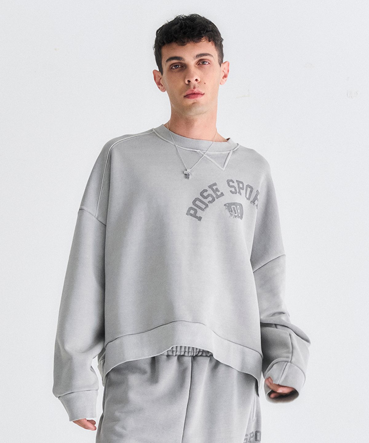 포즈넘버에잇(POSE NUMBER EIGHT) UNBALANCED SWEATSHIRT (GREY)