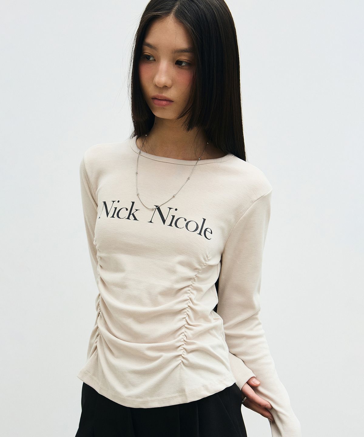 닉앤니콜(NICK&NICOLE) NICOLE PINTUCK SHIRRING TOP_BEIGE