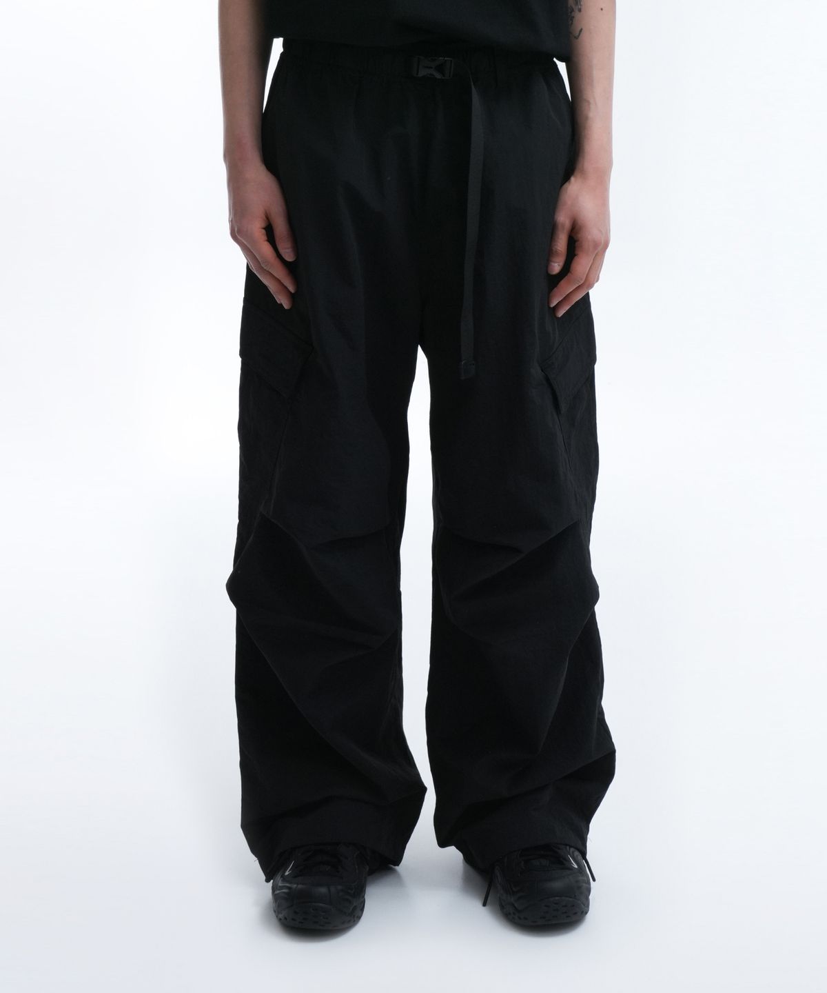 오픈야드(오와이)(OPENYARD(OY)) NYLON CARGO PANTS-BLACK