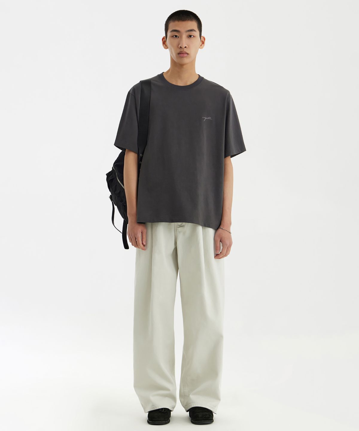 유스(YOUTH) H/S Logo T-Shirt - Charcoal Grey
