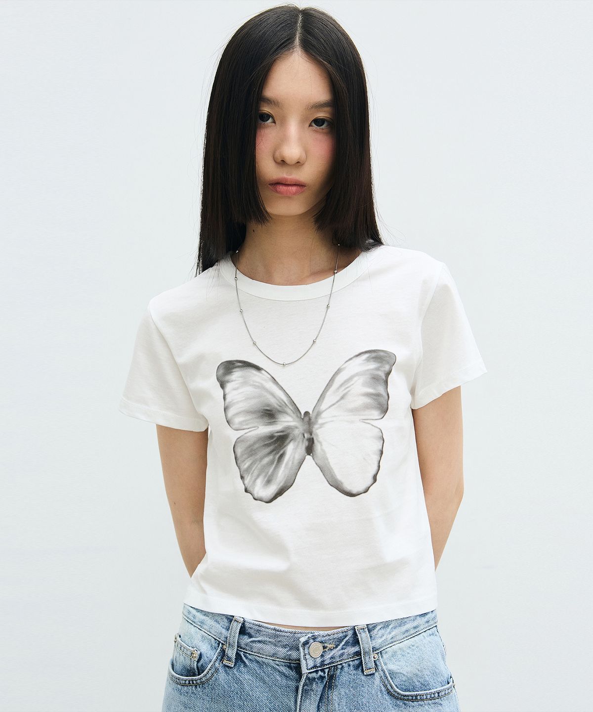 닉앤니콜(NICK&NICOLE) BUTTERFLY SOFT COLORING CROP TOP_WHITE BLACK
