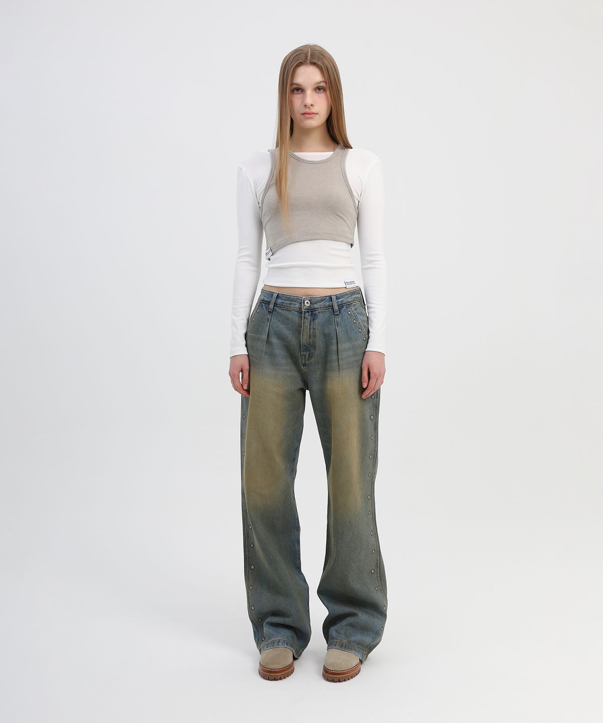 슬로우가먼츠(SLLOW GARMENTS) STUDDED WASHED LOOSE FIT DENIM