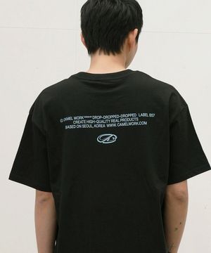 카멜 CW 로고 반팔티셔츠(블랙)