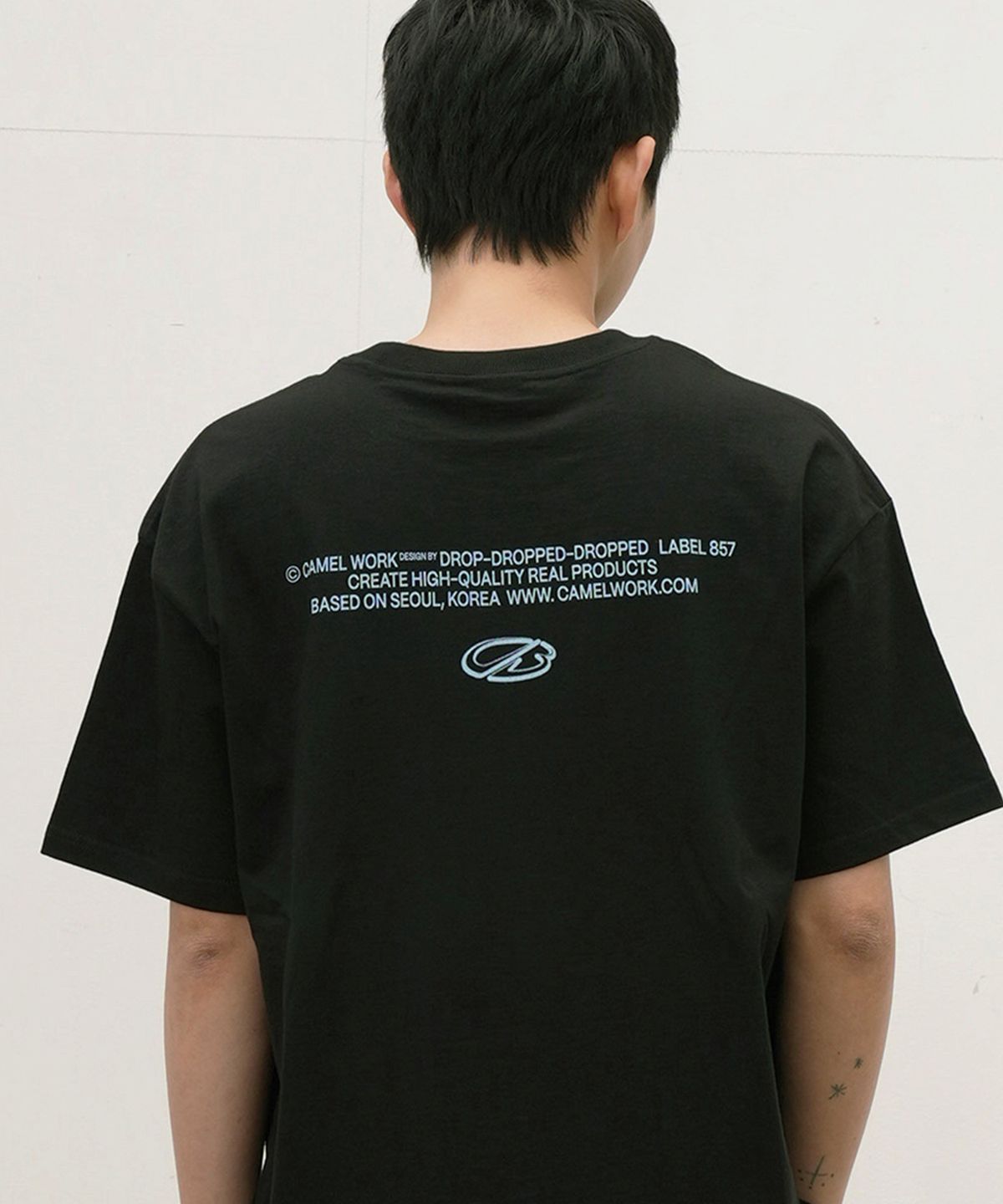 카멜워크(CAMEL WORK) 카멜 CW 로고 반팔티셔츠(블랙)