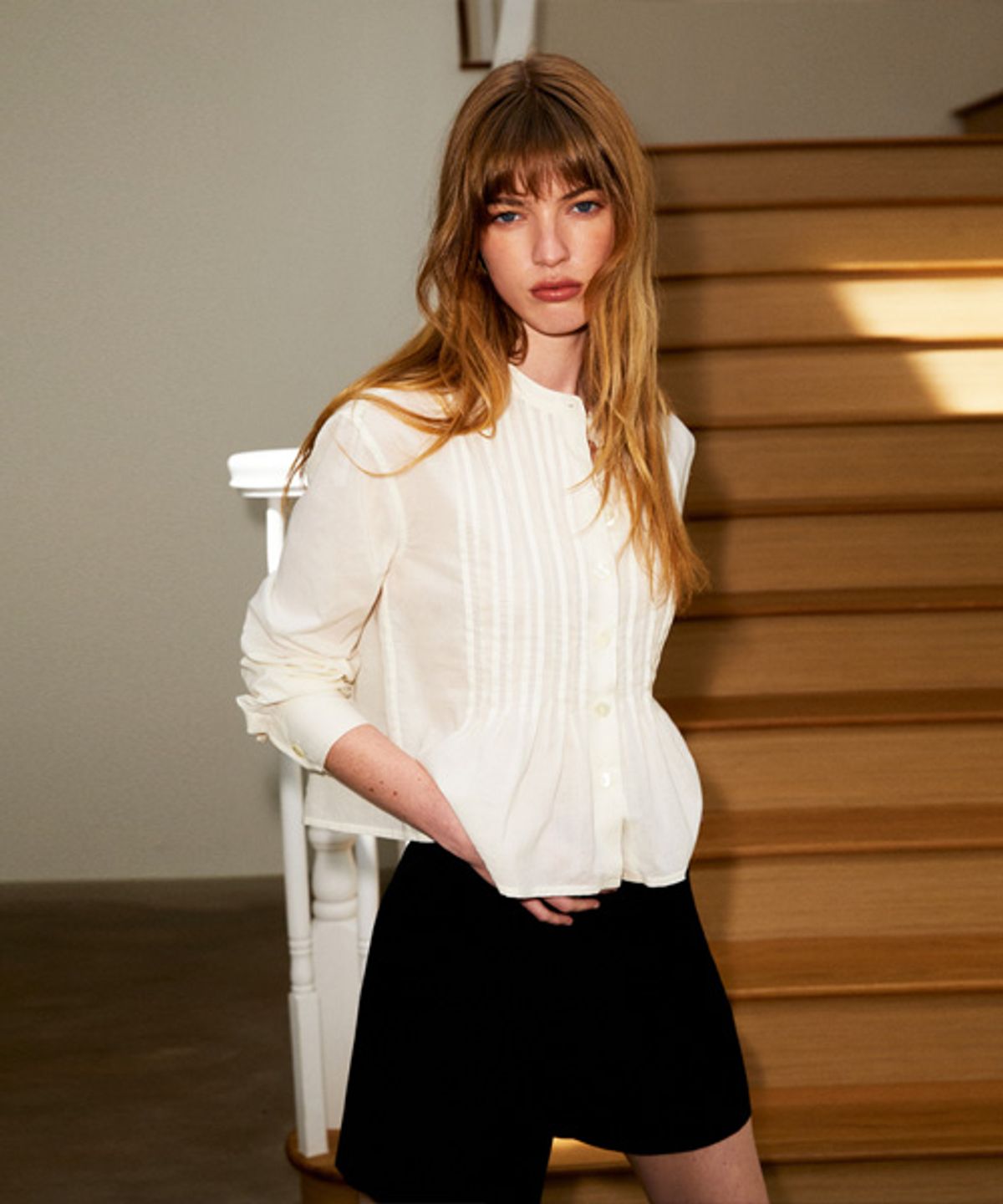 리디피(RIDIFI) HENLY NECK PINTUCK BLOUSE_CREAM