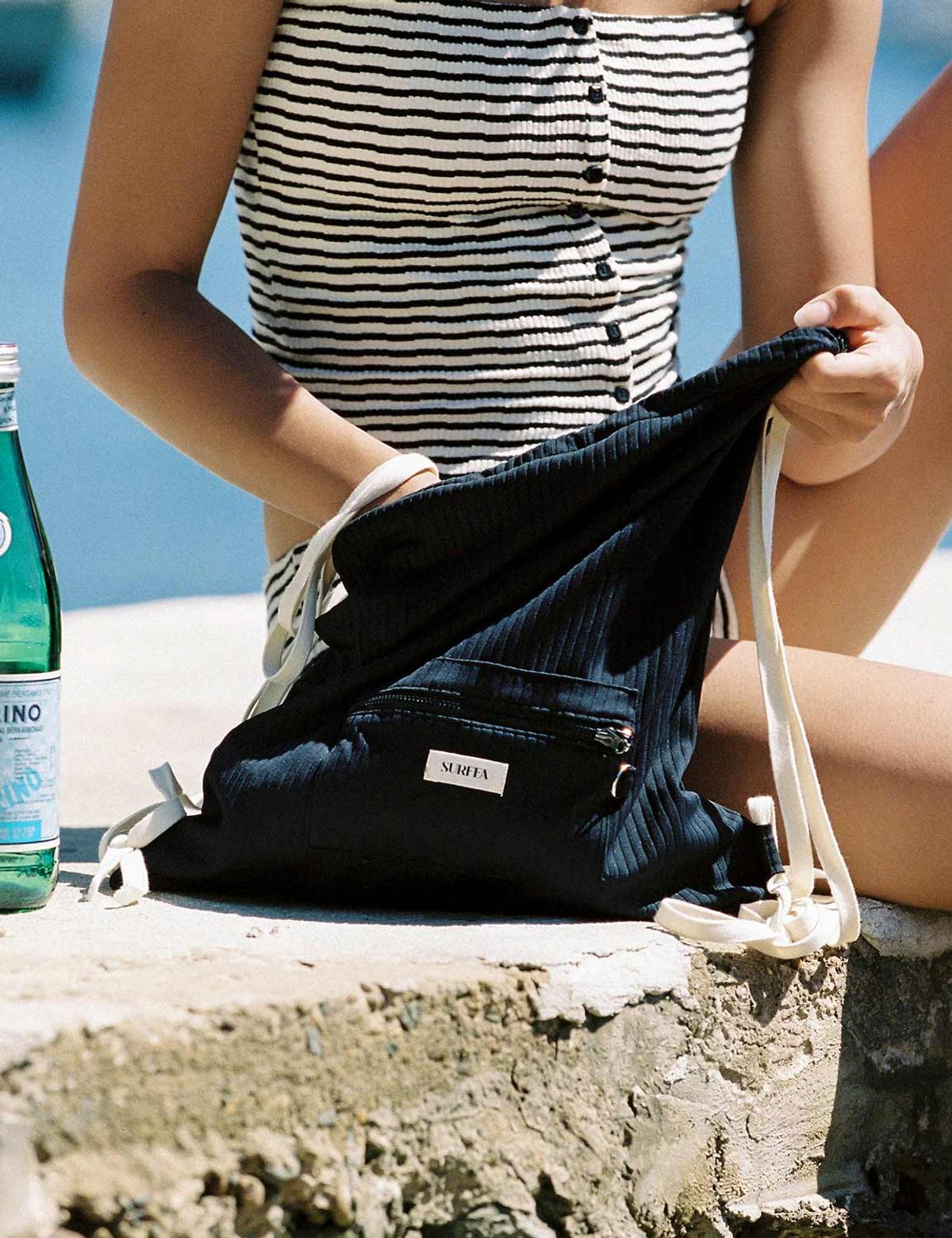 써피(SURFEA) RIBBED STRING BACKPACK_BLACK