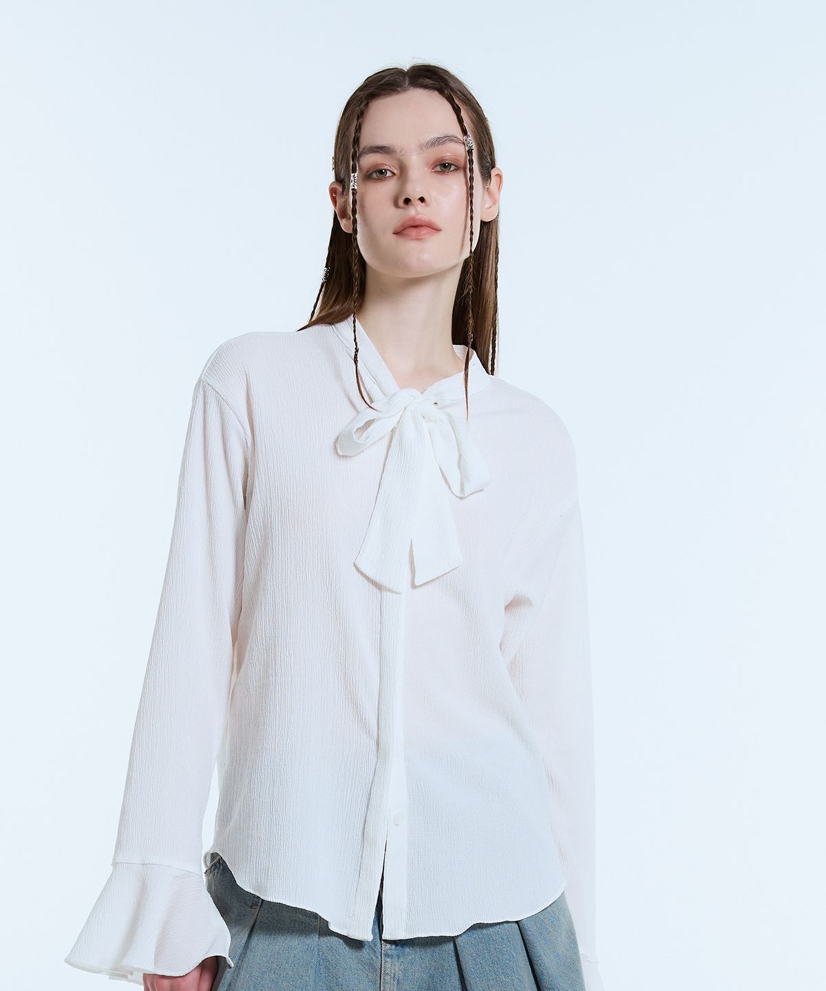 라티젠(LARTIGENT) L11 TIE BLOUSE(WHITE)