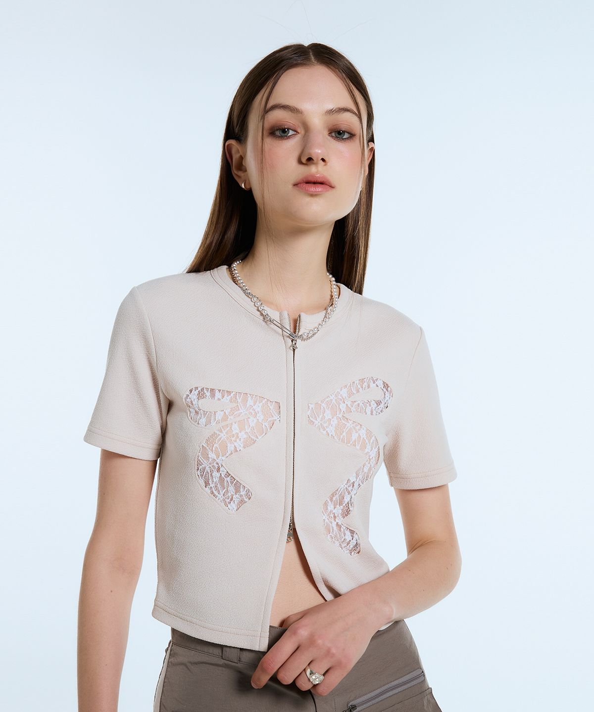 라티젠(LARTIGENT) L11 RIBBON LACE ZIP-UP(IVORY)
